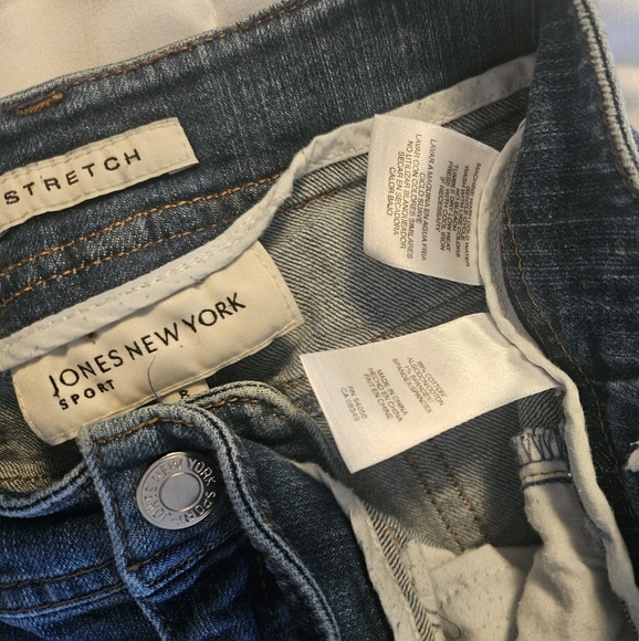 Jones New York Sport stretch cropped Jean size 8 - Picture 3 of 7